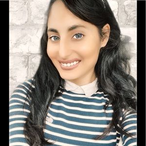 Meet your Posher, Alexis